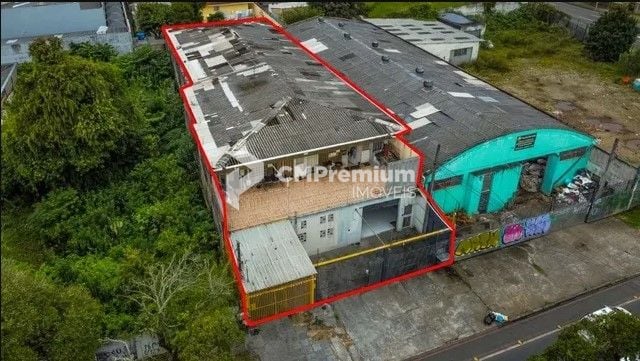 Prédio com 30 ktinets à venda, 1100 m  por R  2.350.000 - Rebo...