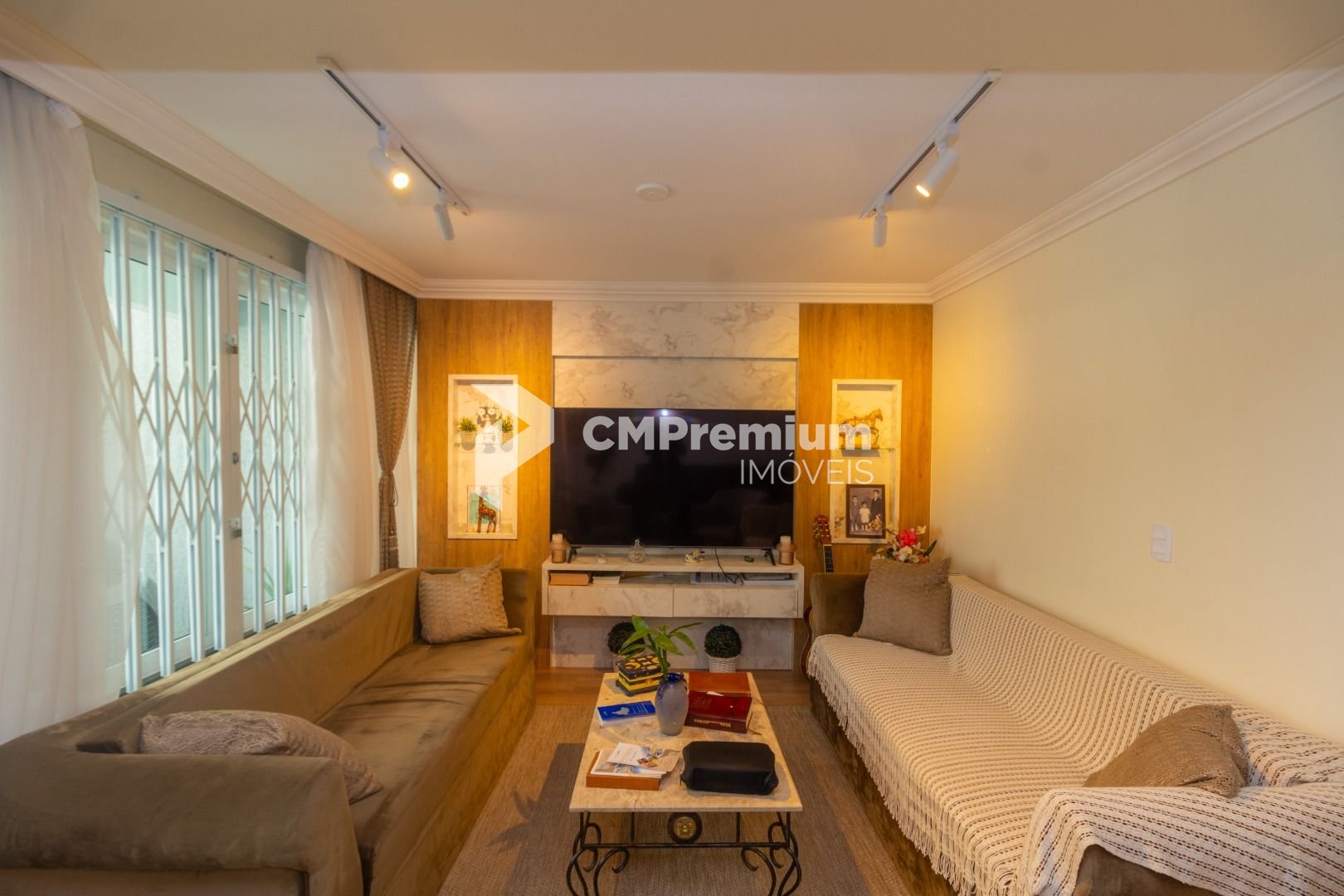 Sobrado com 3 dormitórios à venda, 175 m  por R  1.099.000,00 ...