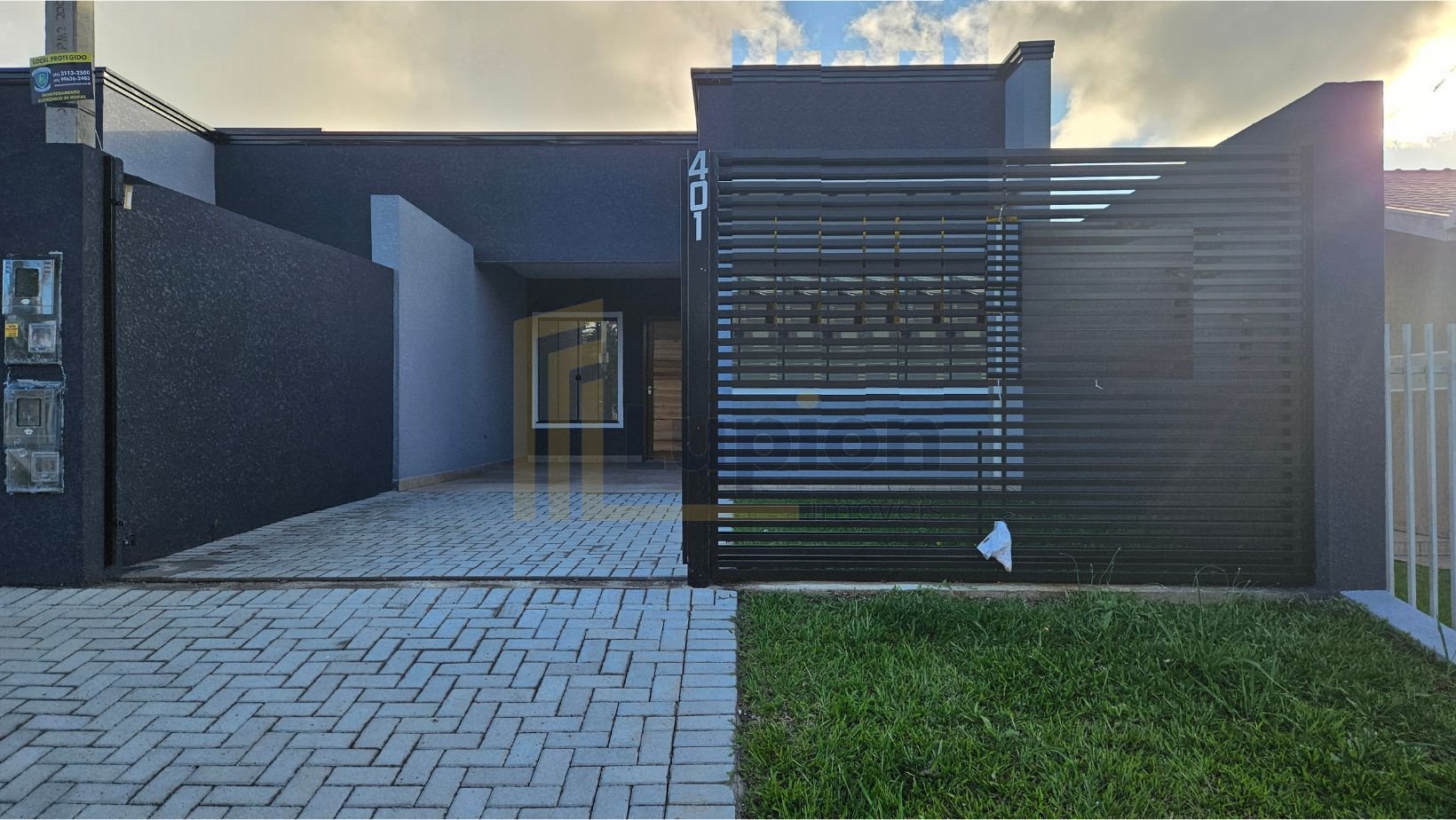 Casa com 3 dormitórios à venda, 67 m  por R  470.000,00 - Cost...