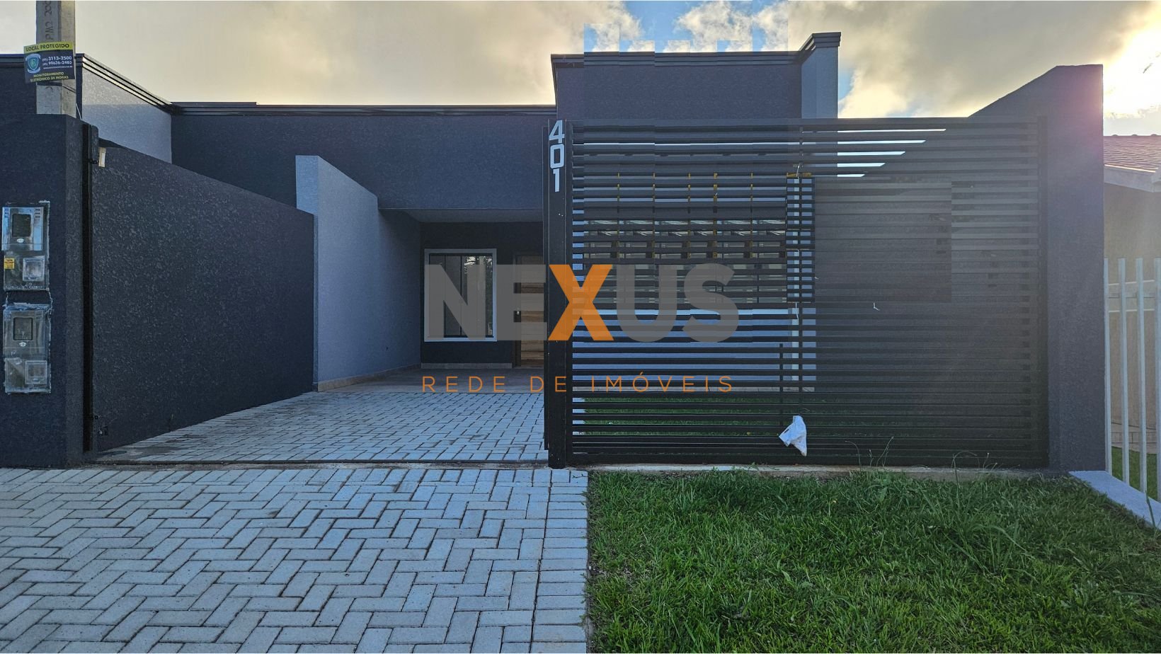 Casa com 3 dormitórios à venda, 67 m  por R  470.000,00 - Cost...