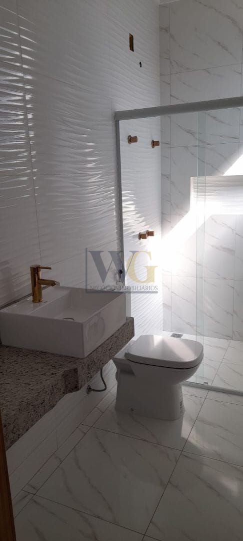 Casa com 4 dormitórios à venda,200.00 m , MARINGA - PR