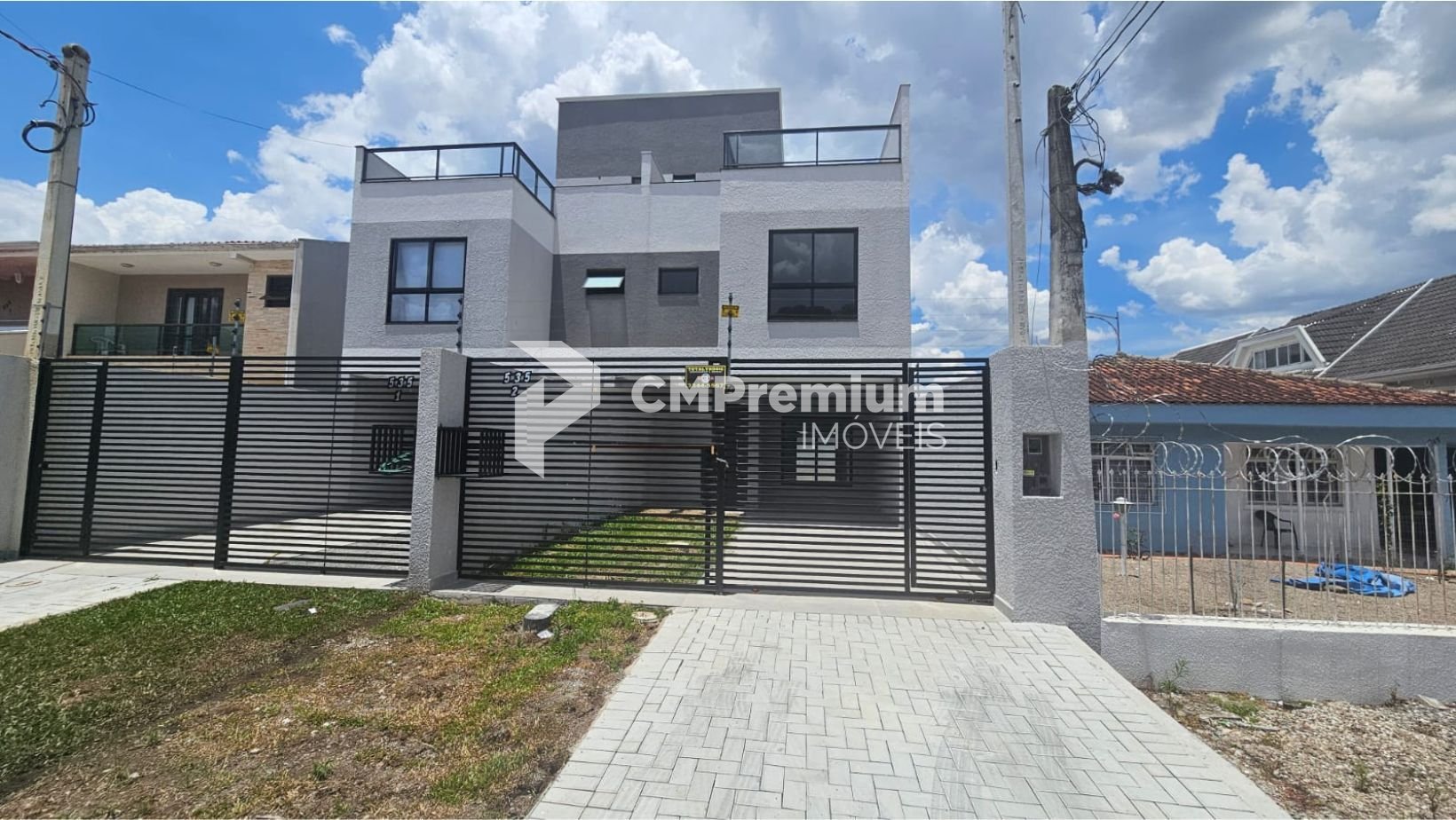 Sobrado com 3 suítes , 150 m  por R  930.000,00 - Boqueirão - ...