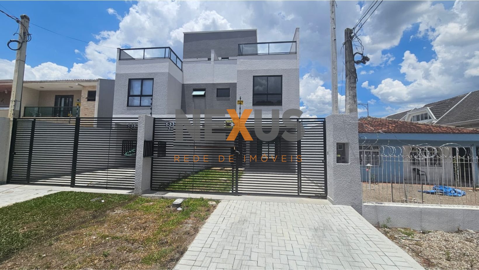 Sobrado com 3 suítes , 150 m  por R  930.000,00 - Boqueirão - ...