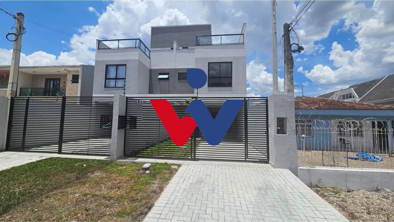 Sobrado com 3 suítes , 150 m  por R  930.000,00 - Boqueirão - ...