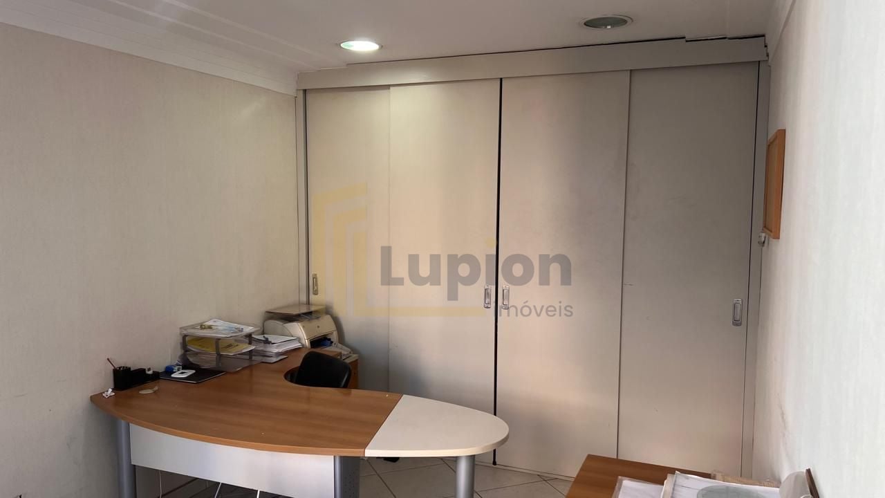 Sala Comercial de 46m  na Boca Maldita  Centro de Curitiba