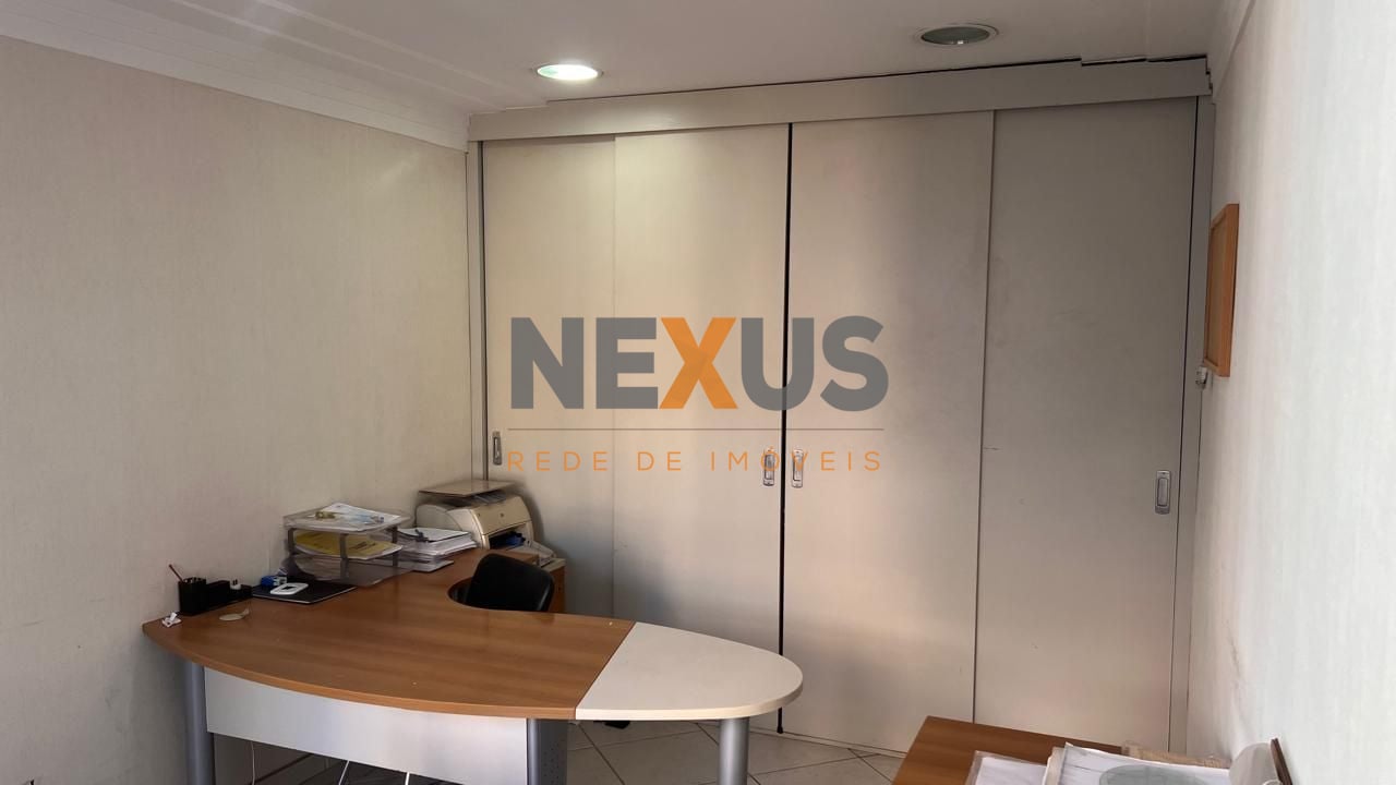 Sala à venda, 46 m  por R  250.000,00 - Centro - Curitiba PR