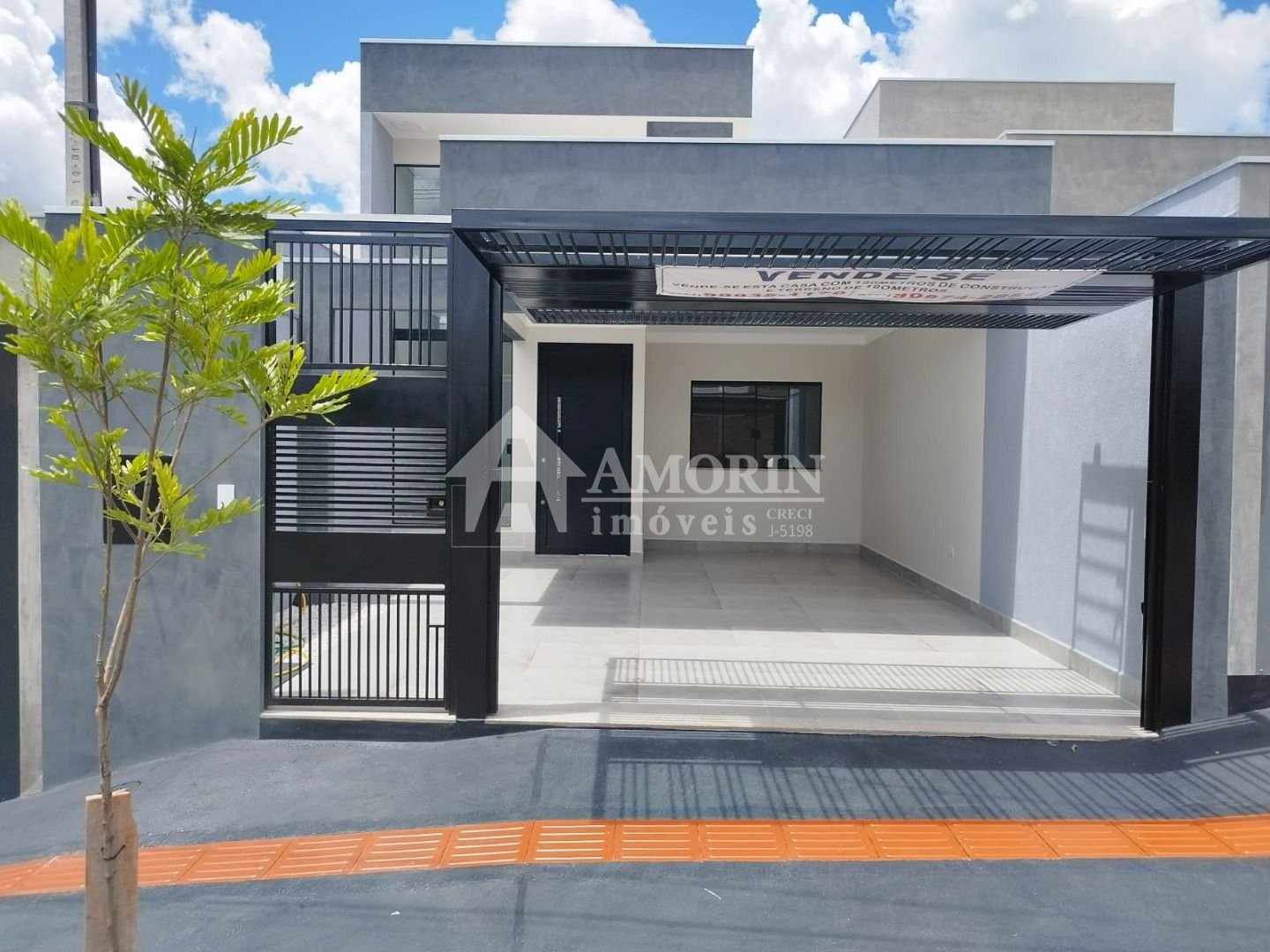 Casa com 3 dormitórios à venda, 122 m² por R$ 679.900,00 - Jar...