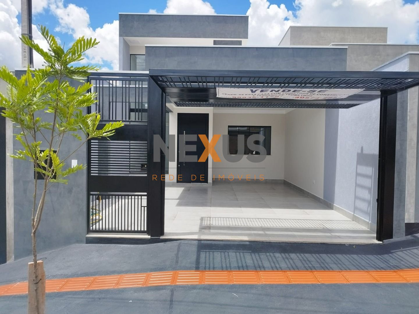 Casa com 3 dormitórios à venda, 122 m² por R$ 679.900,00 - Jar...