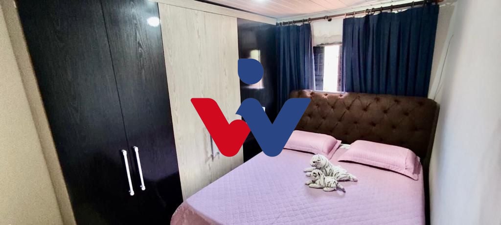 Casa com 2 dormitórios à venda, 50 m  por R  300.000,00 - Parq...