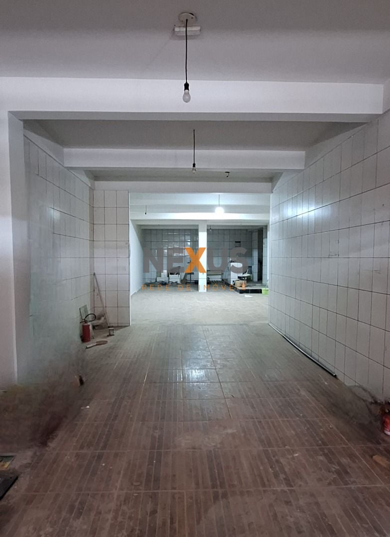 Sobrado com 3 dormitórios à venda, 365 m  por R  700.000,00 - ...