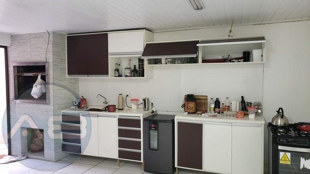 Casa com 3 dormitórios à venda, 232 m  por R  840.000,00 - Ube...