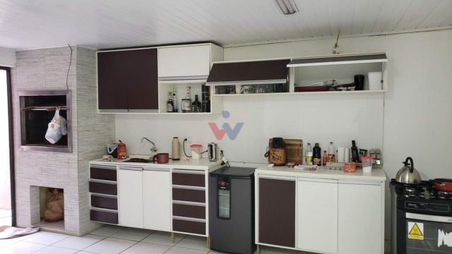 Casa com 3 dormitórios à venda, 232 m  por R  840.000,00 - Ube...