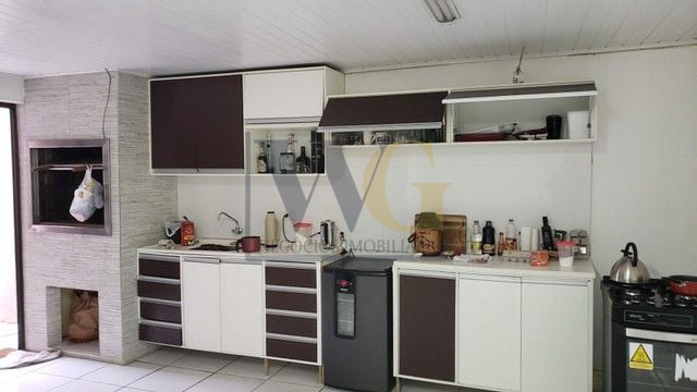 Casa com 3 dormitórios à venda, 232 m  por R  840.000,00 - Ube...