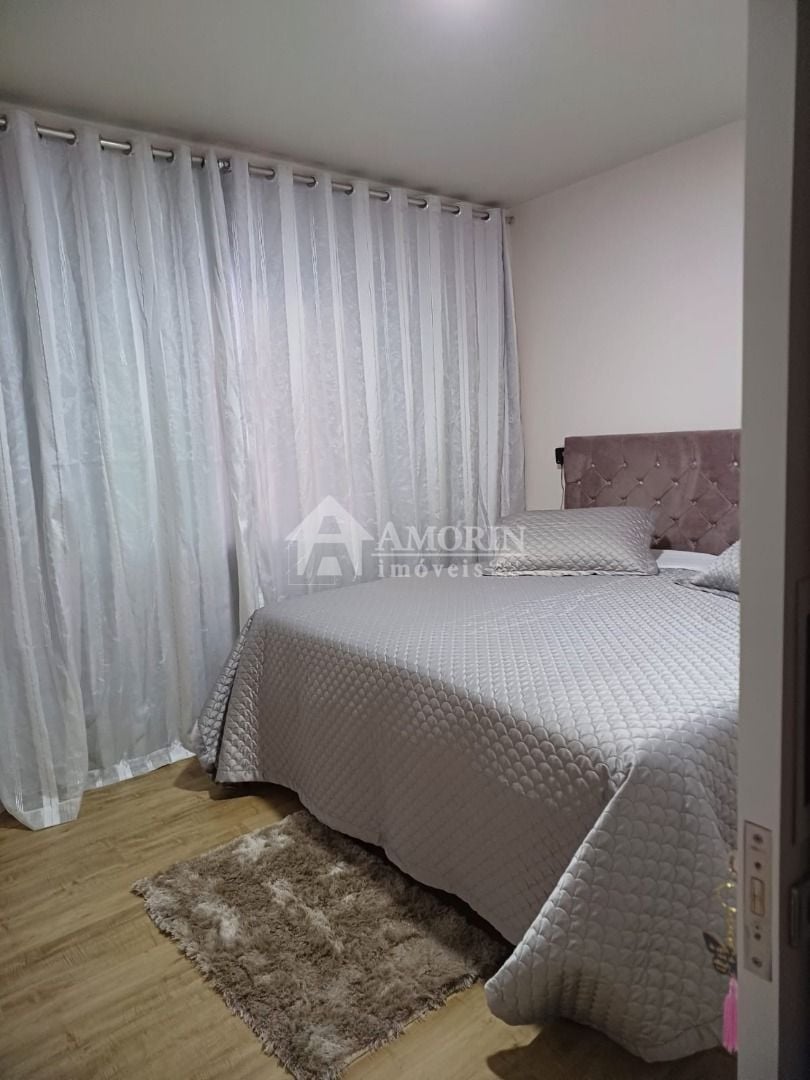 Casa com 4 dormitórios à venda, 135 m  por R  650.000,00 - Jar...
