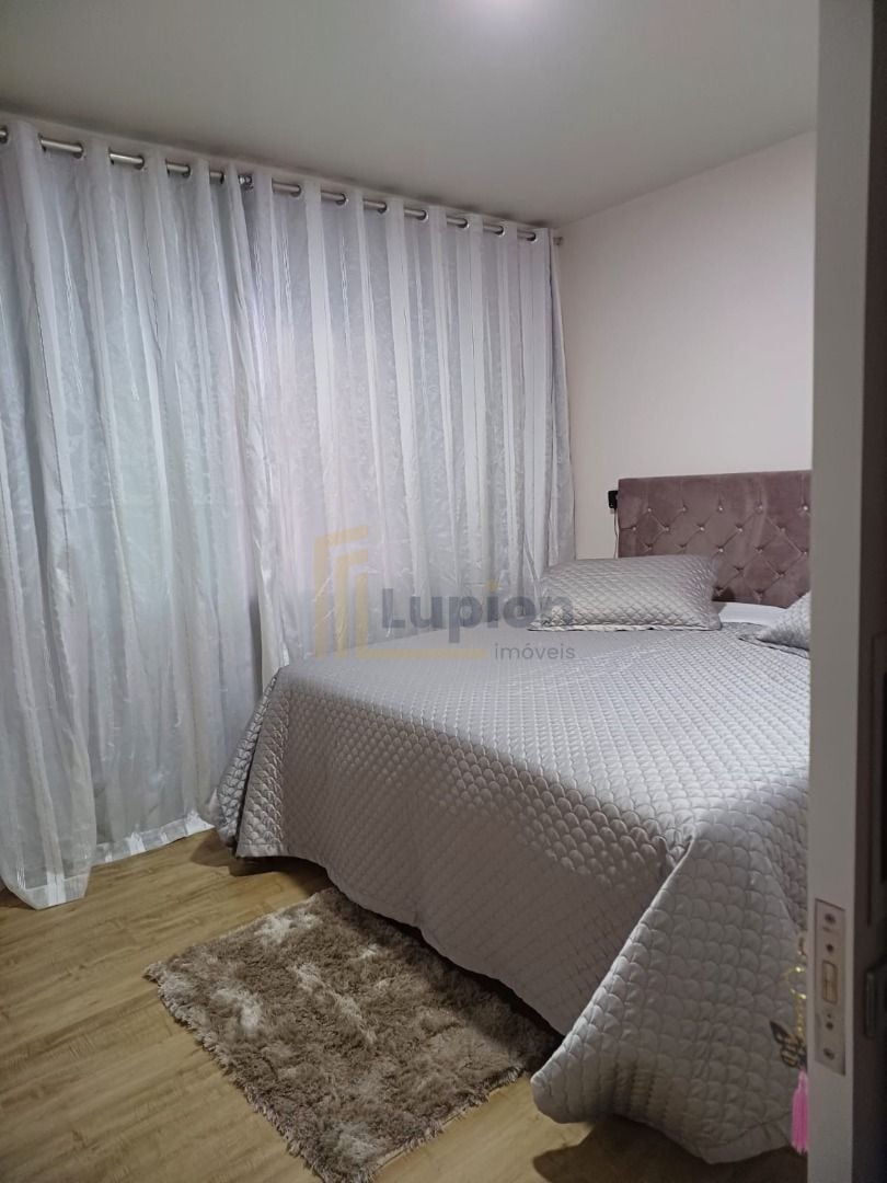Casa com 4 dormitórios à venda, 135 m  por R  650.000,00 - Jar...