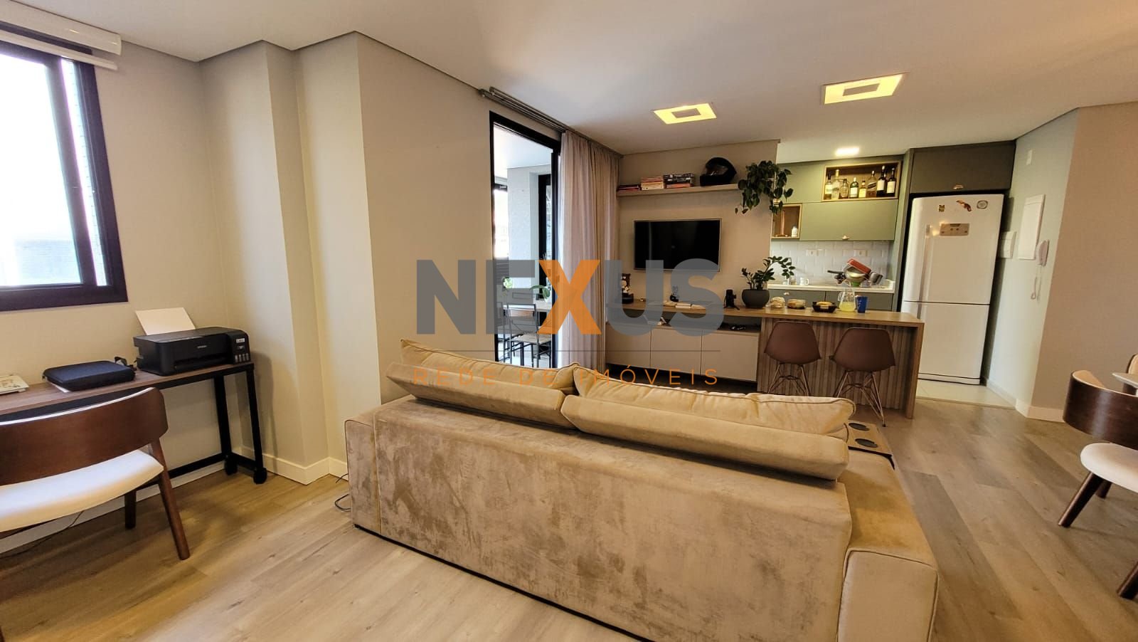 Apartamento com 2 dormitórios à venda, 72 m  por R  663.000,00...