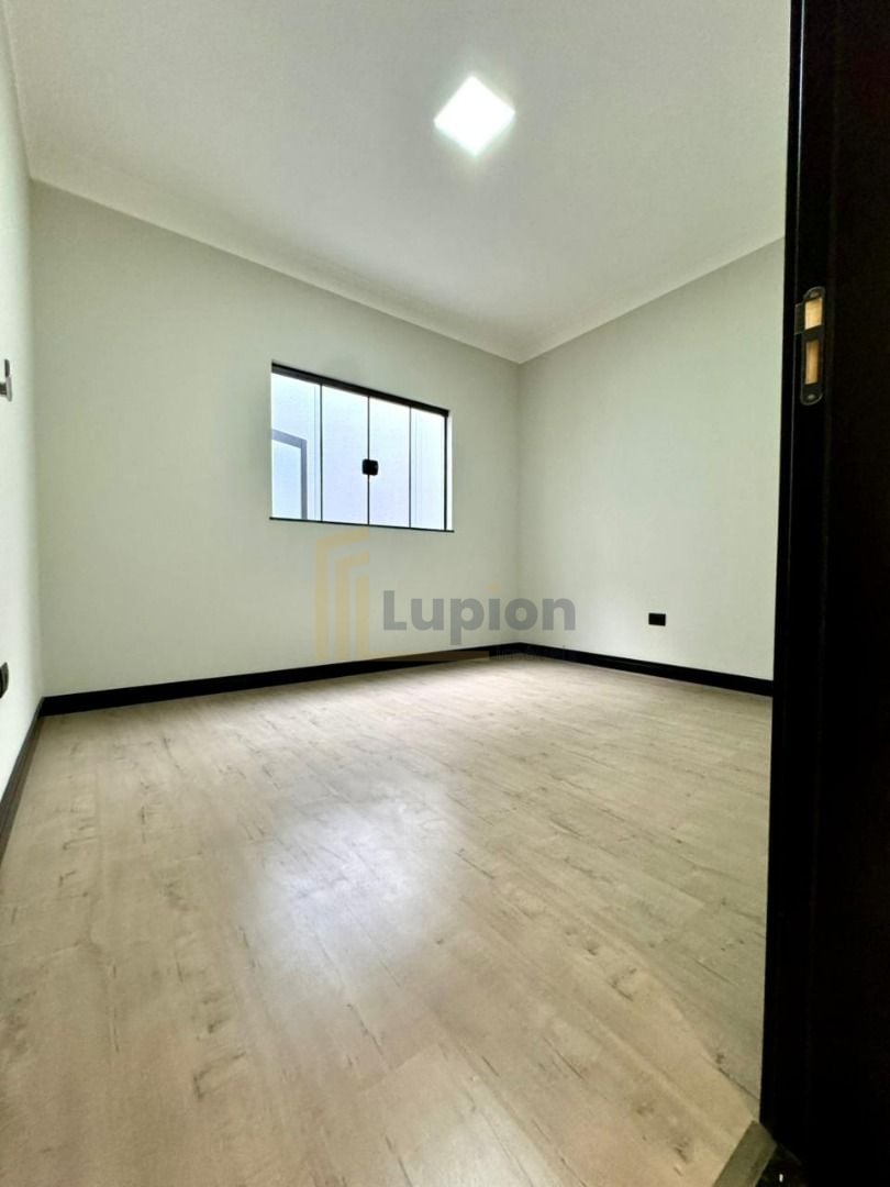 Casa com 3 dormitórios à venda, 119 m² por R$ 639.000,00 - Jar...