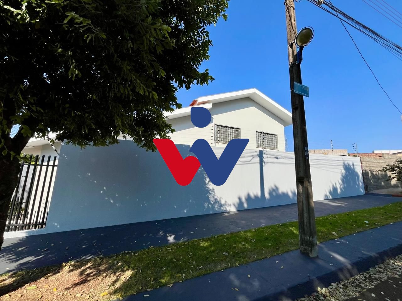 Casa com 3 dormitórios à venda, 200 m  por R  750.000,00 - Jd ...