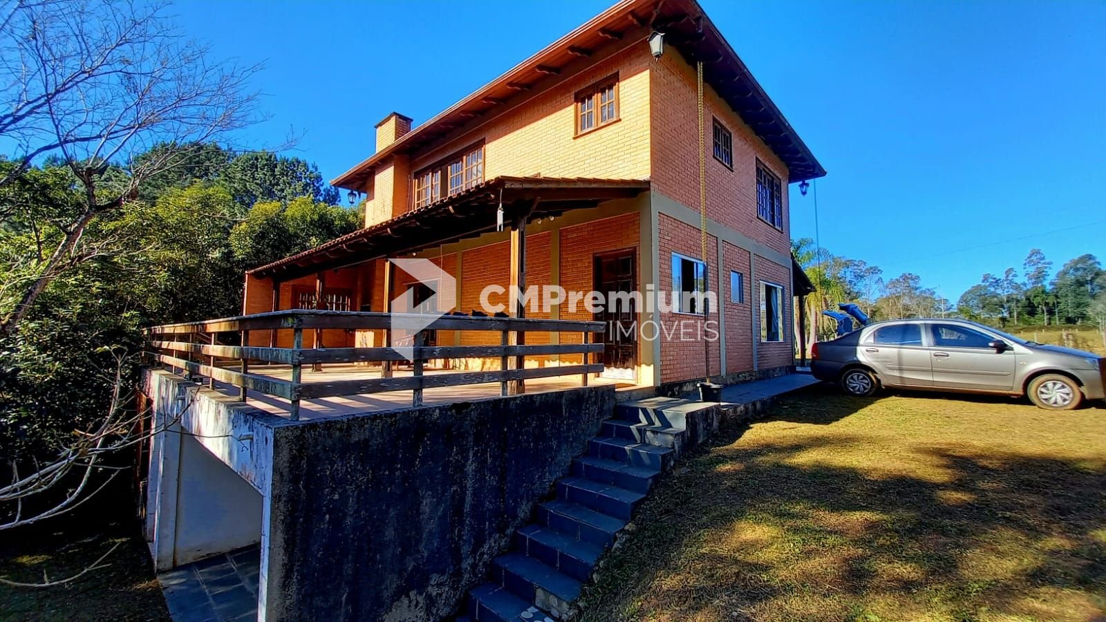 Chácara com 3 dormitórios à venda, 60000 m  por R  690.000,00 ...
