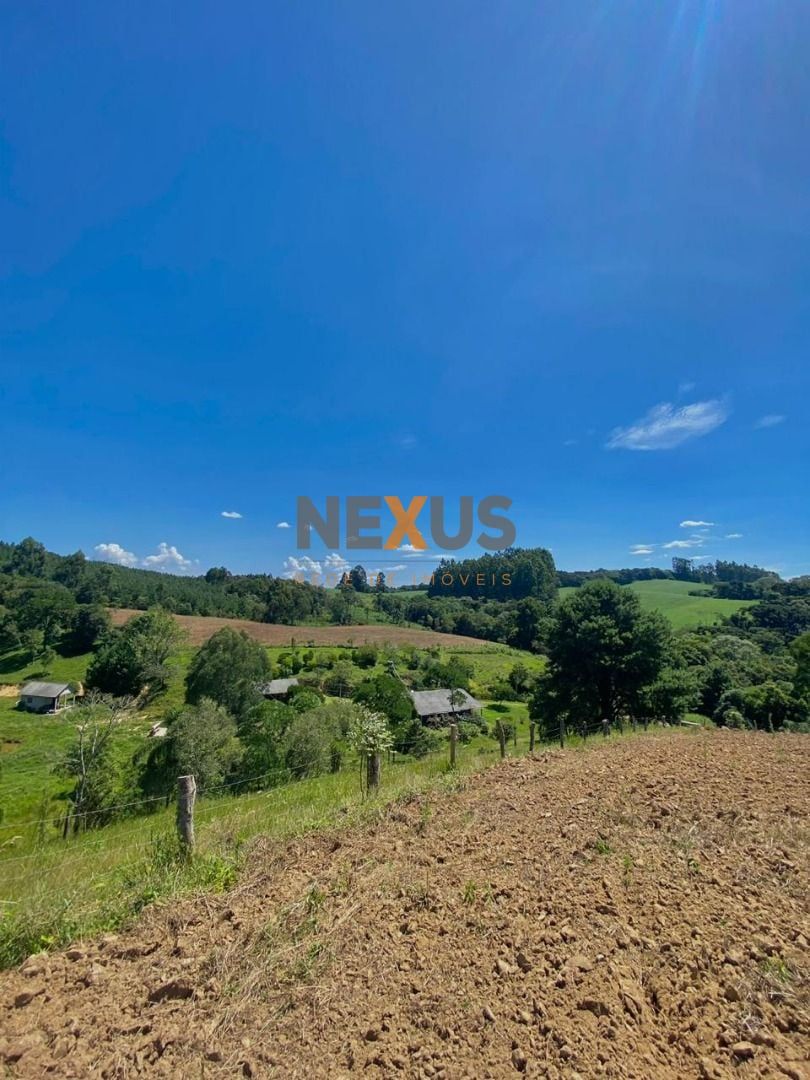 Chácara com 2 dormitórios à venda, 168 m  por R  1.200.000,00 ...