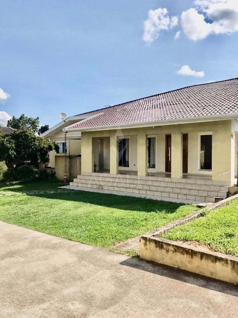 Casa com 4 dormitórios à venda, 403 m  em terreno de 1040m por...