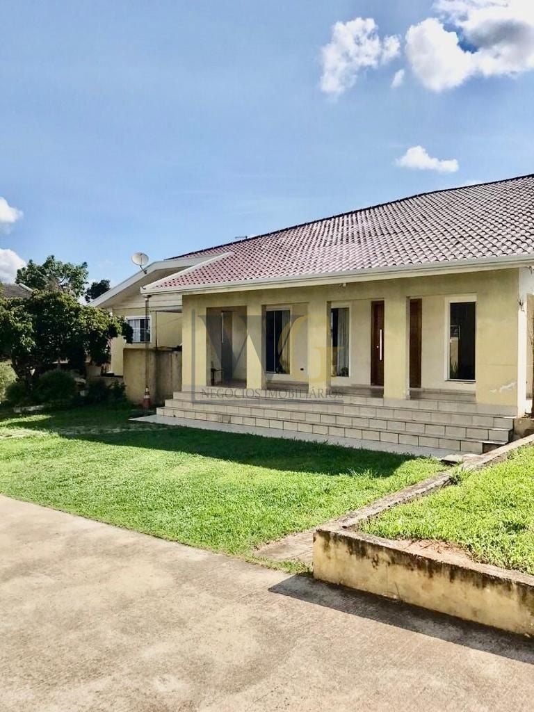 Casa com 4 dormitórios à venda, 403 m  em terreno de 1040m por...