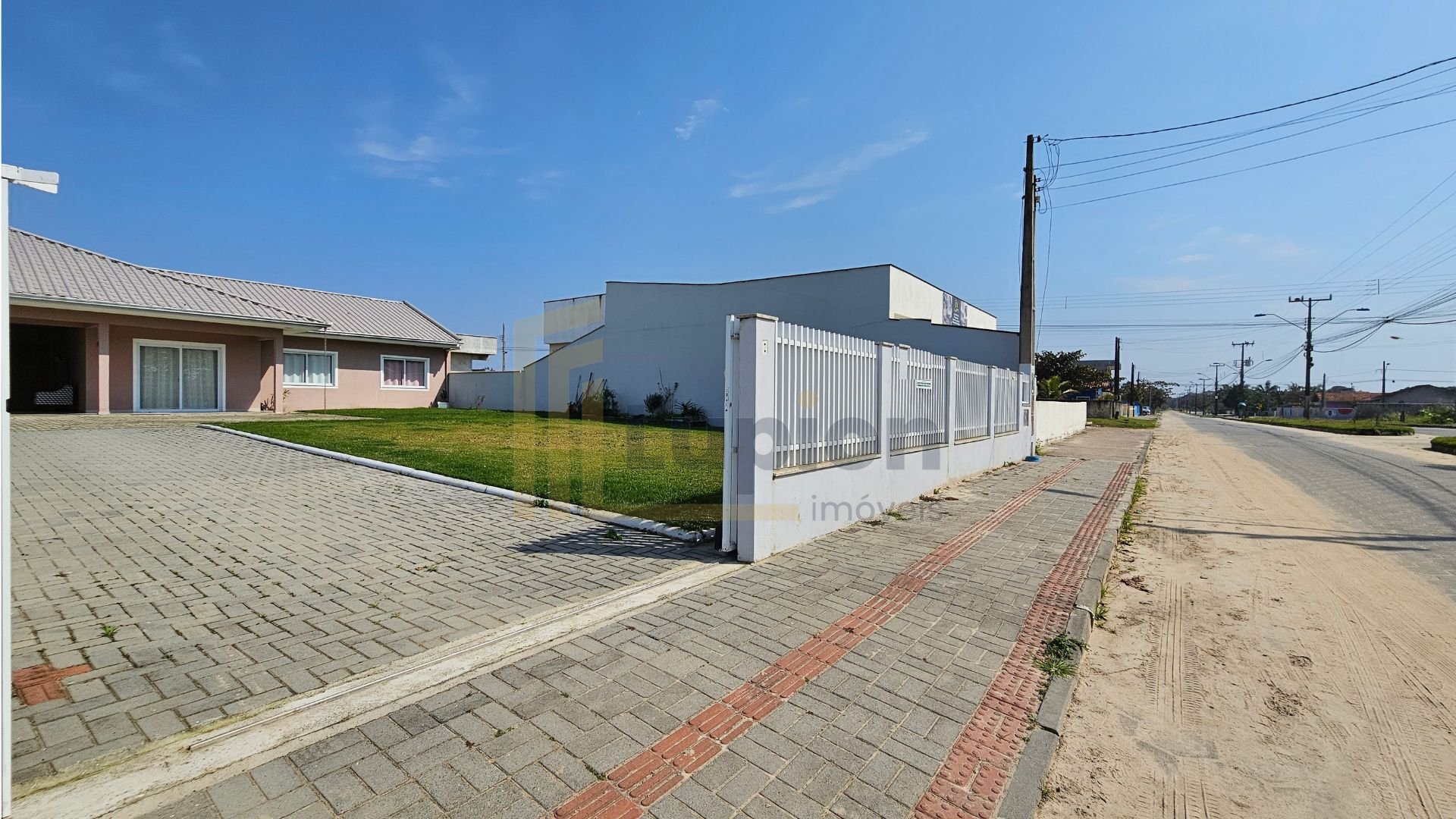 Casa com 4 dormitórios 01 suíte  à venda, 130 m  por R  950.00...
