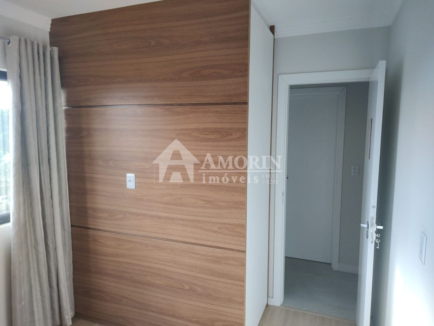 Apartamento com 2 dormitórios à venda, 55 m  por R  296.000,00...