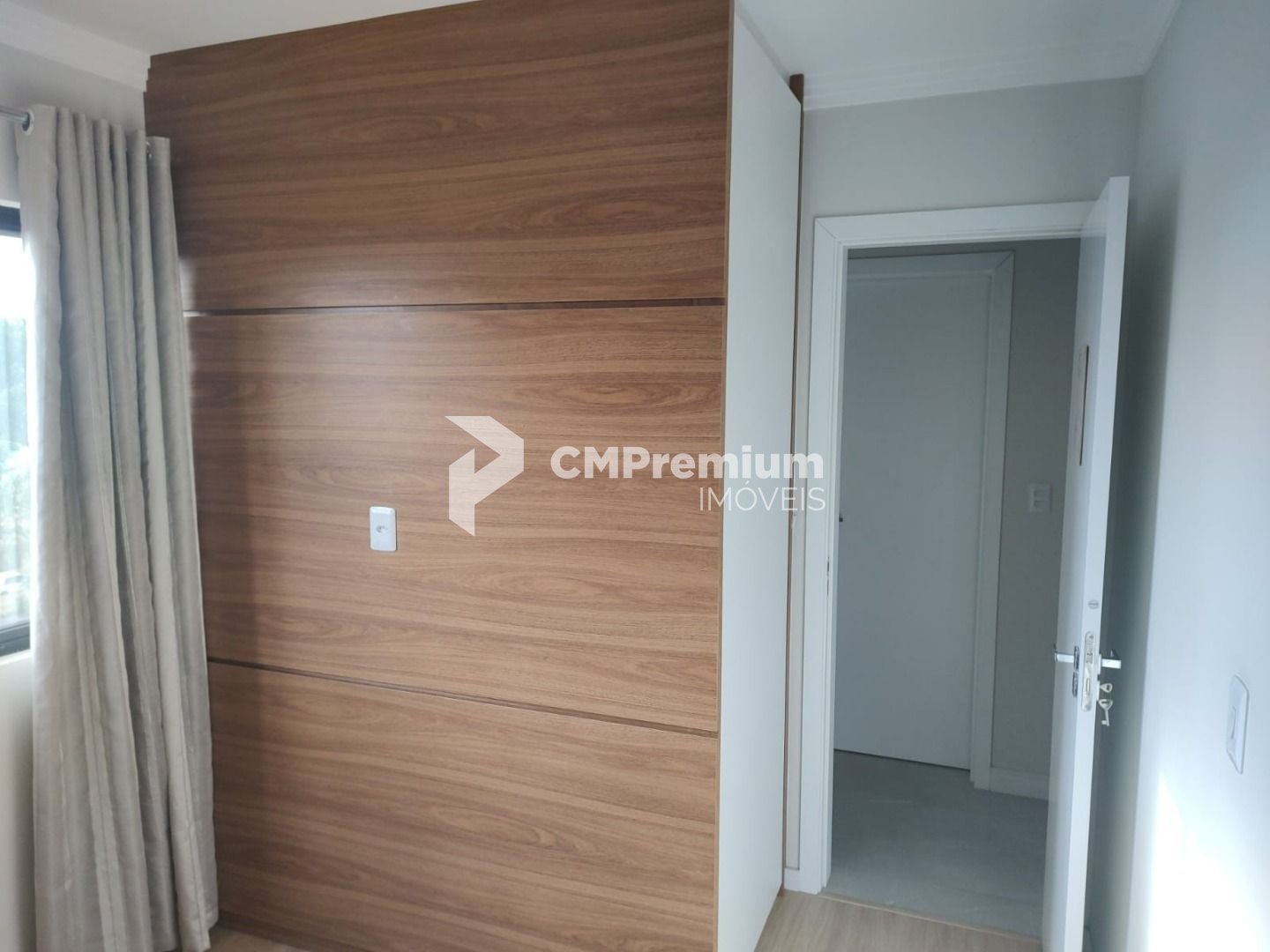 Apartamento com 2 dormitórios à venda, 55 m  por R  296.000,00...