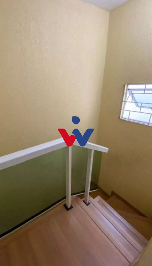 Sobrado com 3 dormitórios à venda, 111 m  por R  490.000,00 - ...