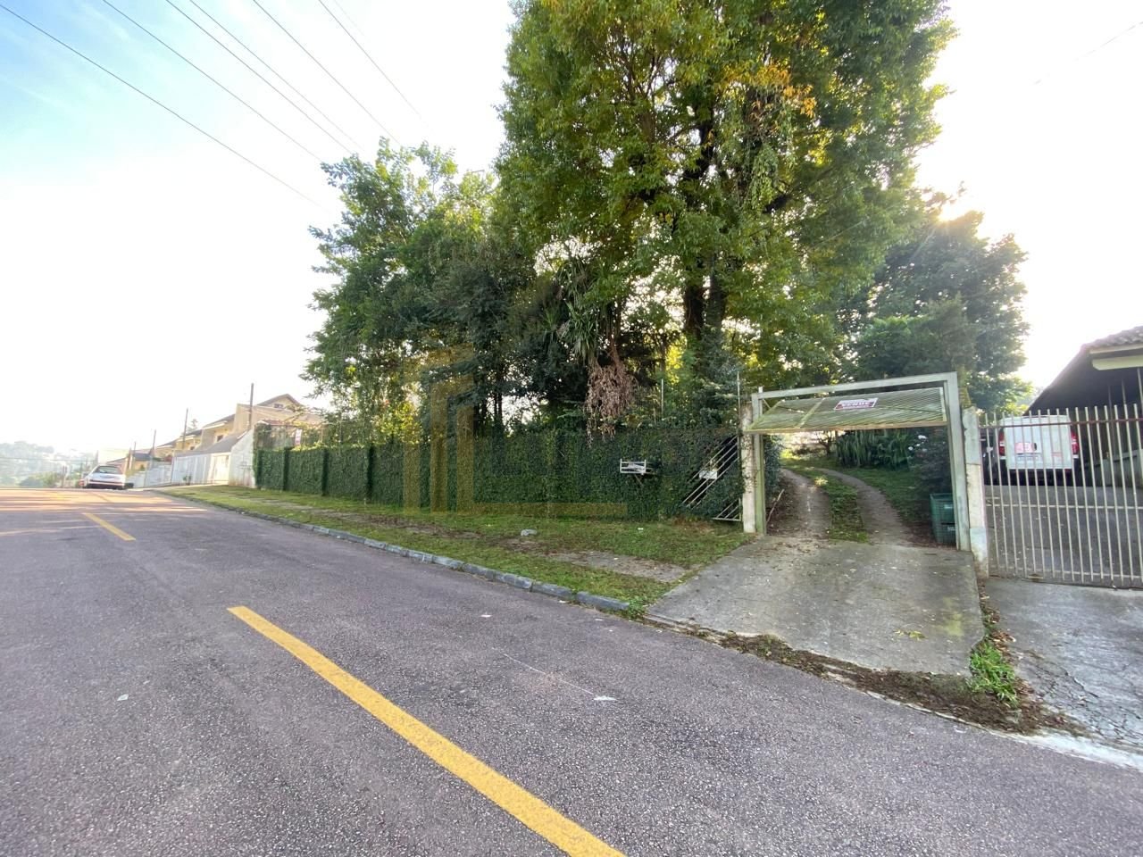 Terreno com 763m  no Portão, Ideal para Condomínio ou Moradia,...