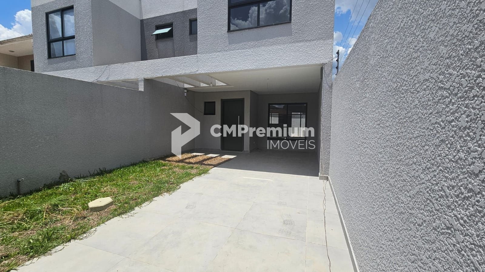 Sobrado com 3 suítes , 150 m  por R  930.000,00 - Boqueirão - ...