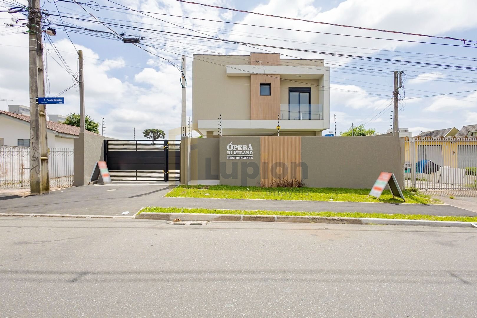 Sobrado com 3 dormitórios à venda, 119 m  por R  795.000 - Hau...