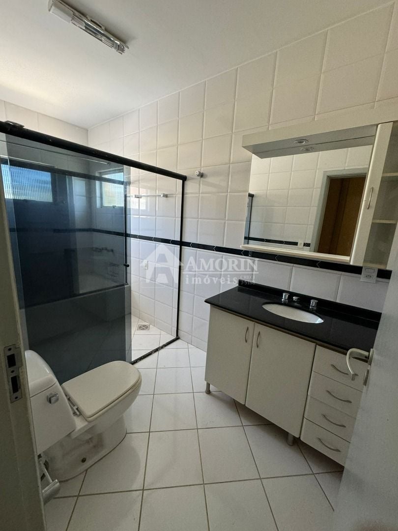 Sobrado com 3 dormitórios à venda, 271 m  por R  1.490.000,00 ...