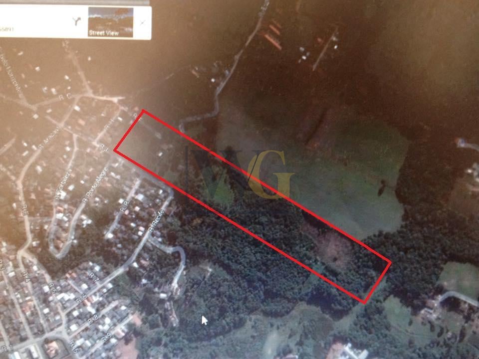 Terreno à Venda com Mina dÁgua e Potencial de Construção, Opo...