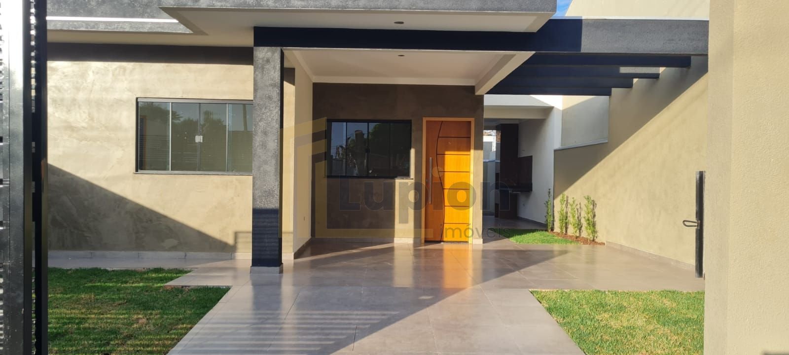 Casa com 3 dormitórios à venda, 88 m² por R$ 320.000,00 - Parq...