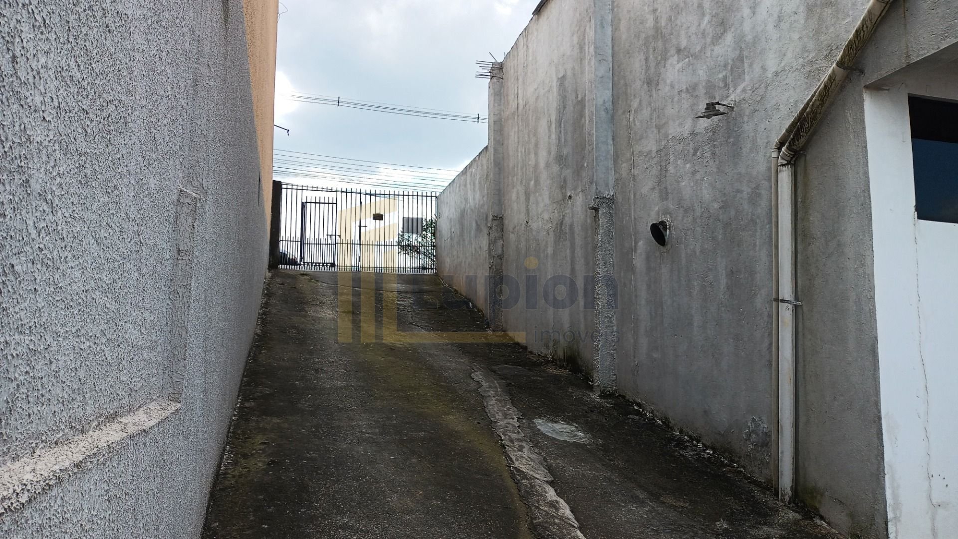 Sobrado com 3 dormitórios à venda, 297 m  por R  940.000,00 - ...