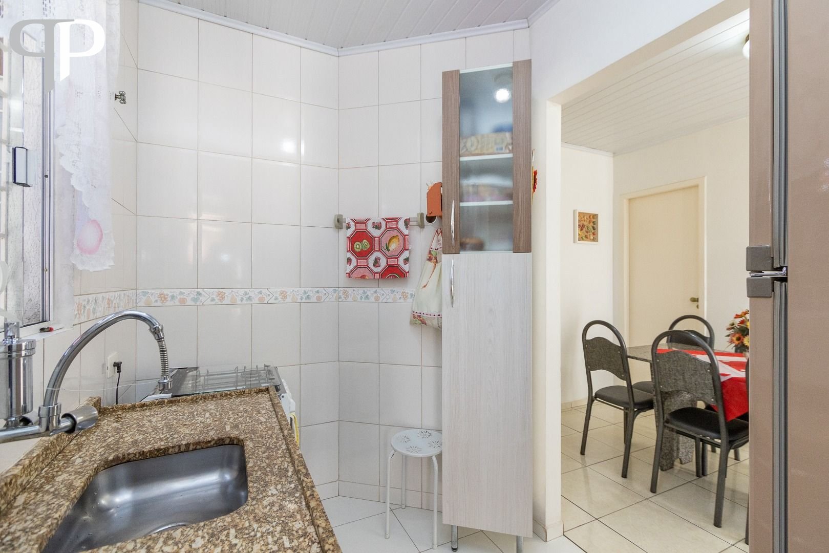 Casa com 3 dormitórios à venda, 52 m  por R  360.000,00 - Uber...