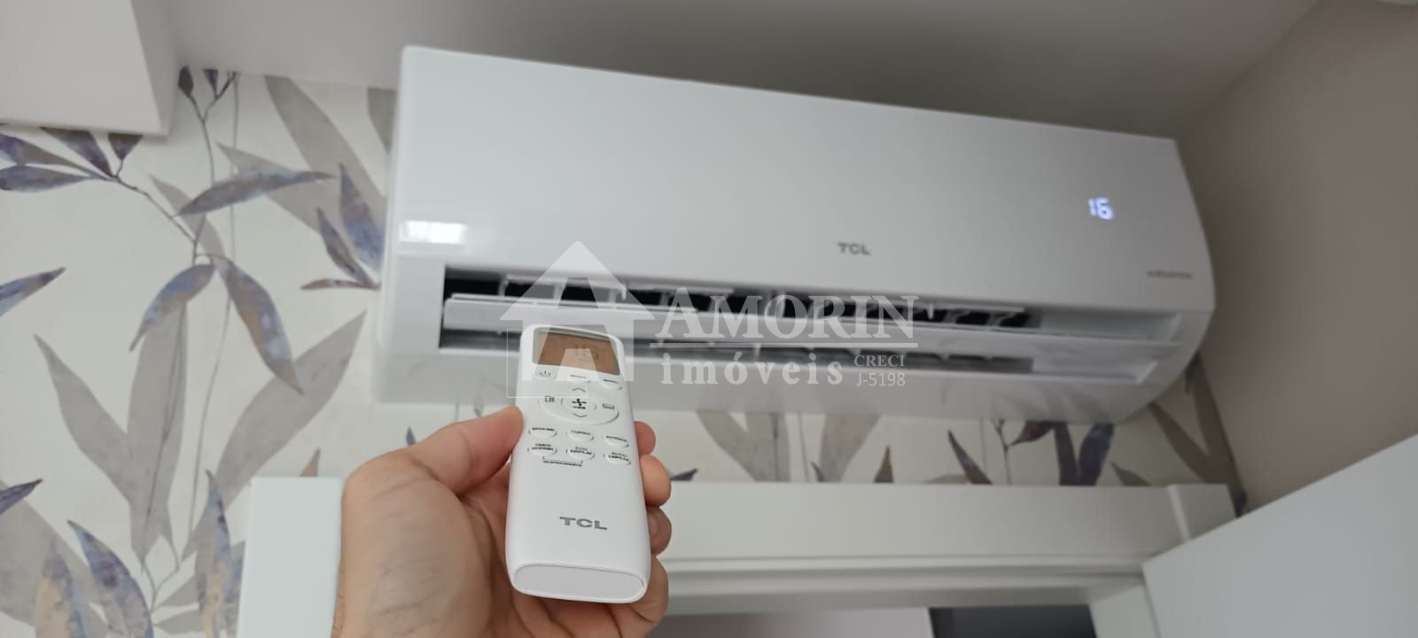 Apartamento com 3 dormitórios à venda, 70 m  por R  990.000,00...