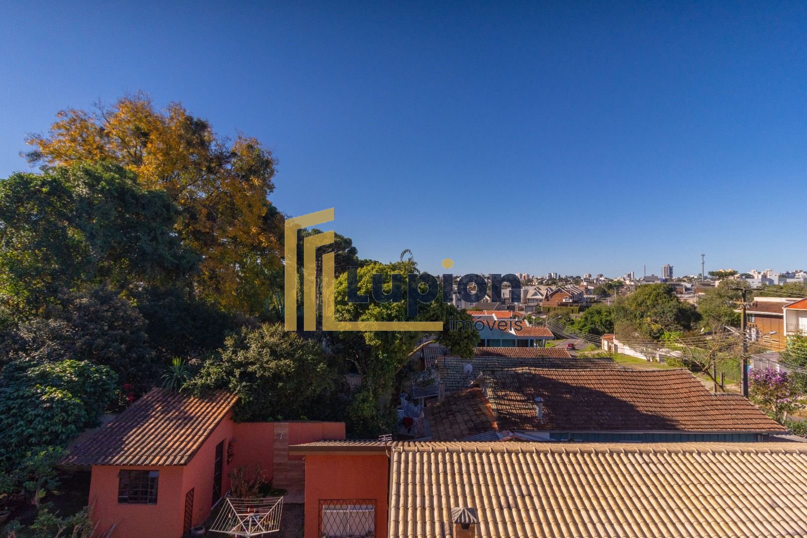 Sobrado com 3 dormitórios à venda, 129 m  por R  665.000,00 - ...