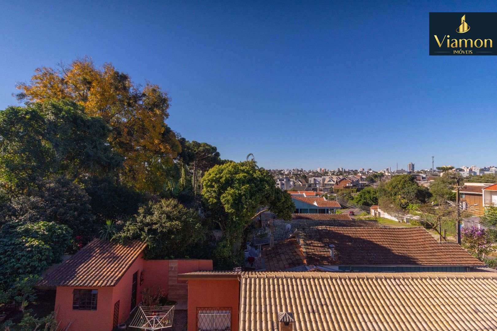 Sobrado com 3 dormitórios à venda, 129 m  por R  665.000,00 - ...