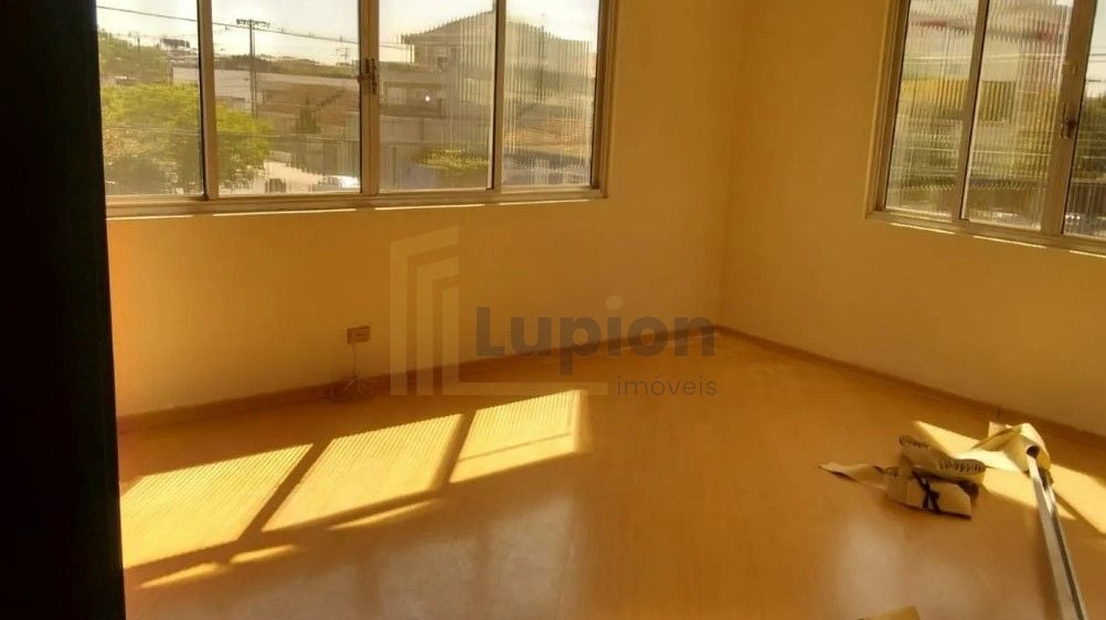 Barracão à Venda no Boqueirão  600m  de Espaço e Localização E...