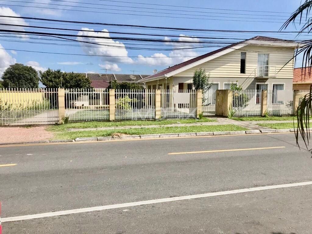 Casa com 4 dormitórios à venda, 403 m  em terreno de 1040m por...