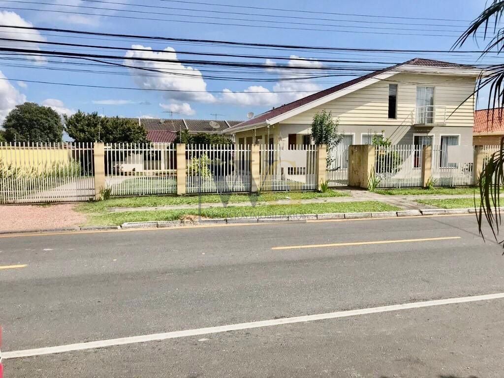 Casa com 4 dormitórios à venda, 403 m  em terreno de 1040m por...