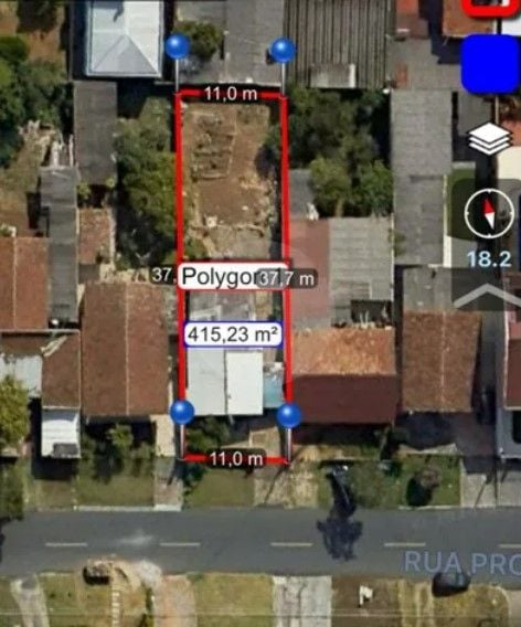 Terreno em Localização Estratégica Paralela à João Bettega  Potencial para 8 Apartamentos