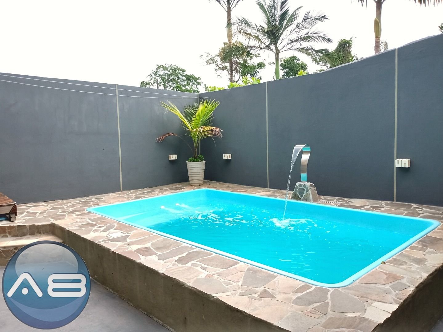 Casa com 3 dormit?rios ? venda, 90 m  por R  395.000,00 - Itap...