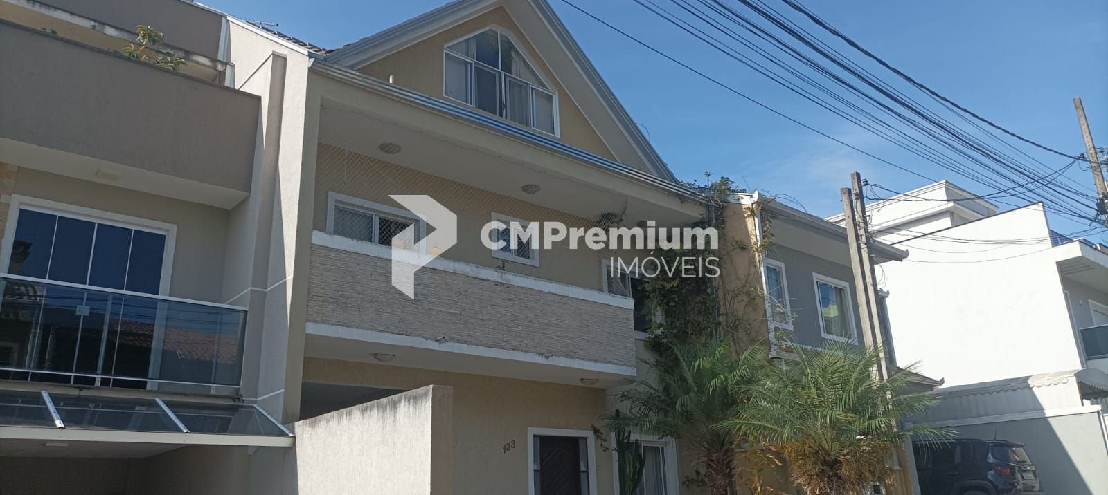 Sobrado com 4 dormitórios à venda, 169 m  por R  790.000,00 - ...
