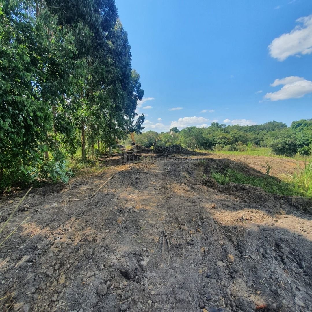 Chácara em Fazenda Rio Grande PR  7.900 m  com rio, rancho e á...