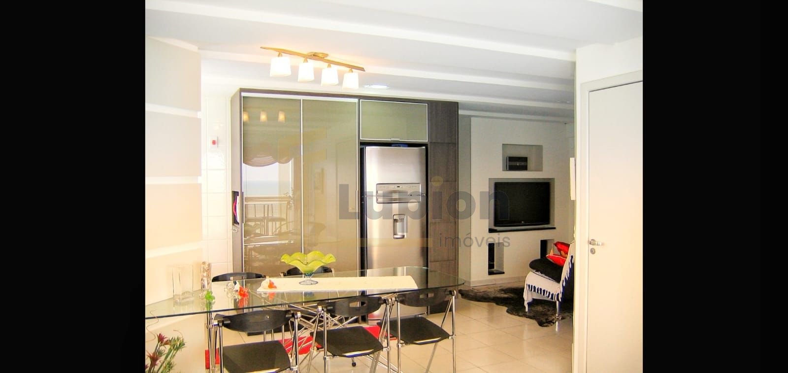 Apartamento com 2 dormitórios à venda, 160 m  por R  3.392.000...