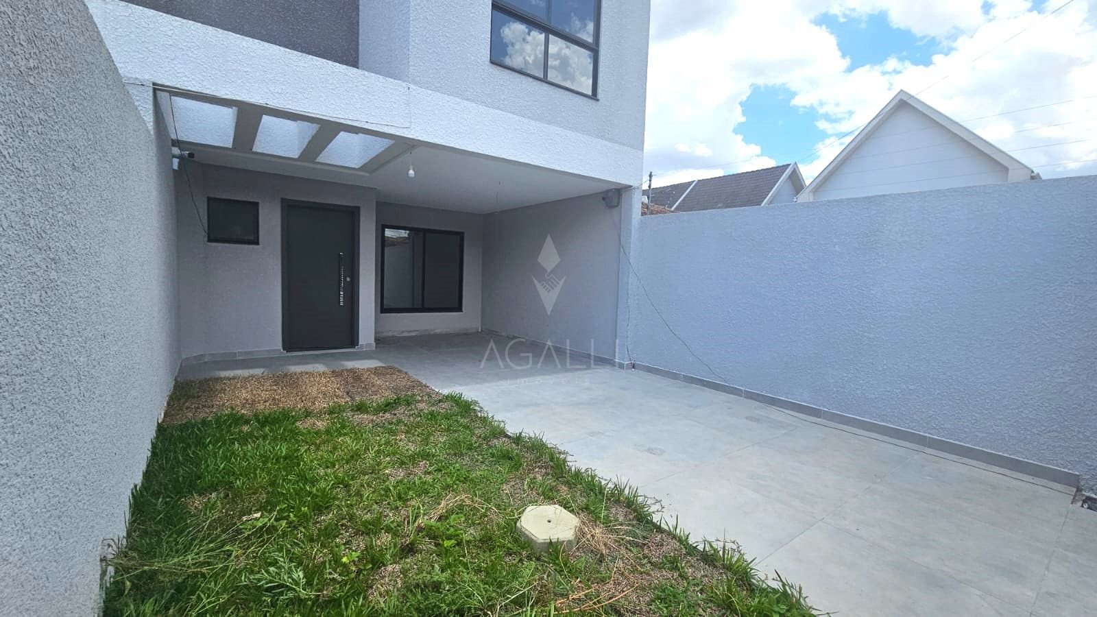 Sobrado com 3 suítes , 150 m  por R  930.000,00 - Boqueirão - ...